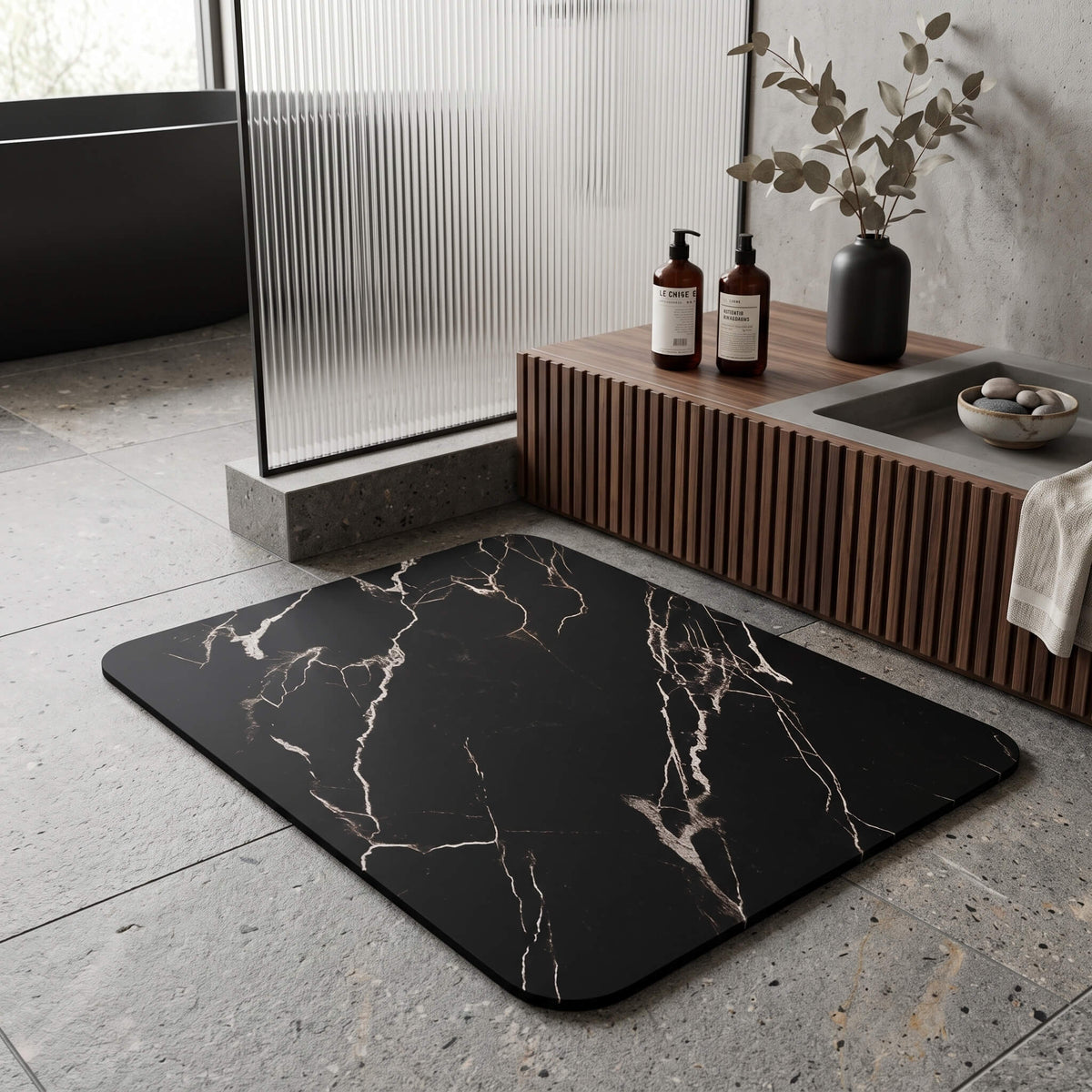 Black marble look quick dry bath mat
