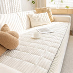 Close view of the ribbed plush quilted surface