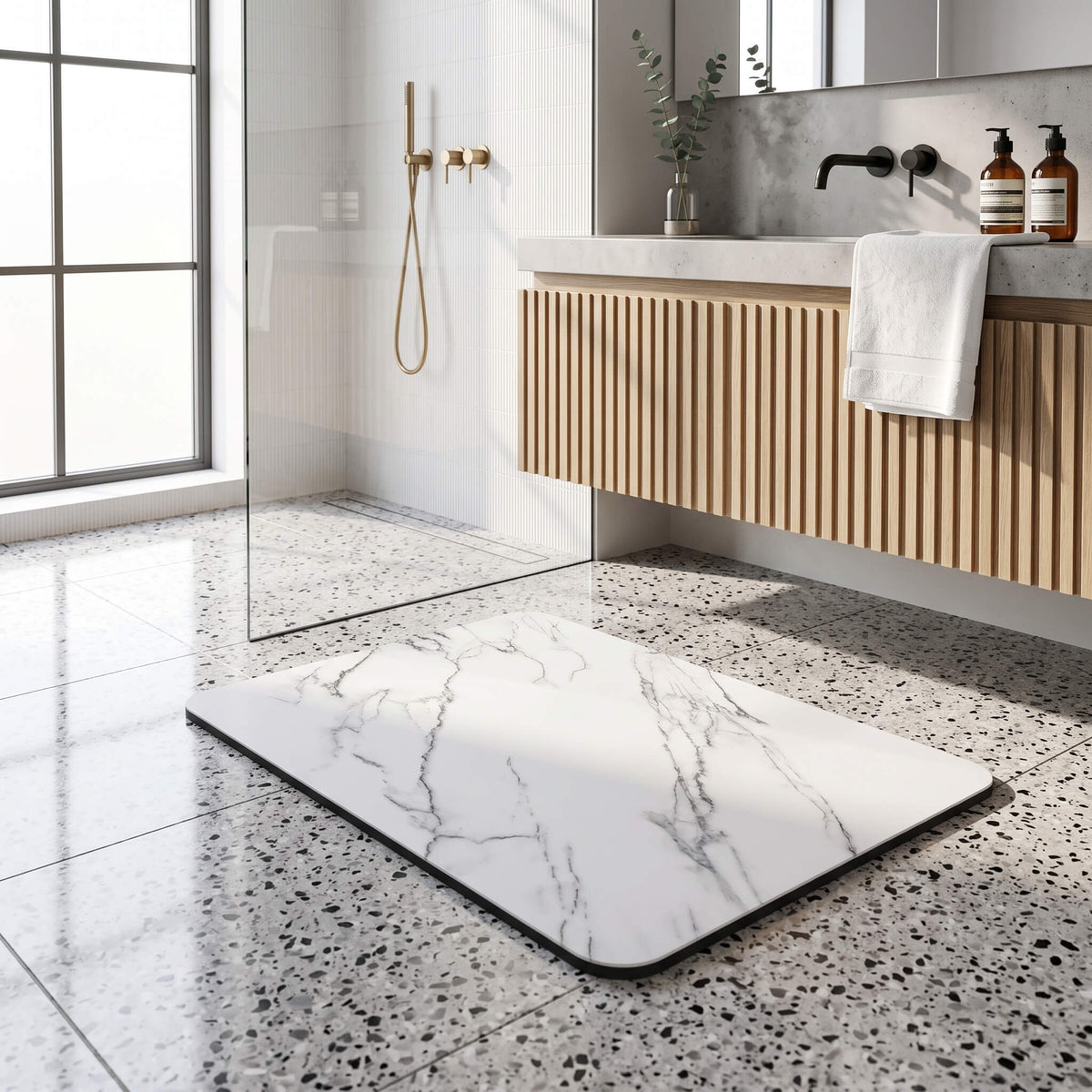 Marble print surface of the quick dry bath mat