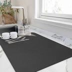 Absorbent surface of the black dish drying mat